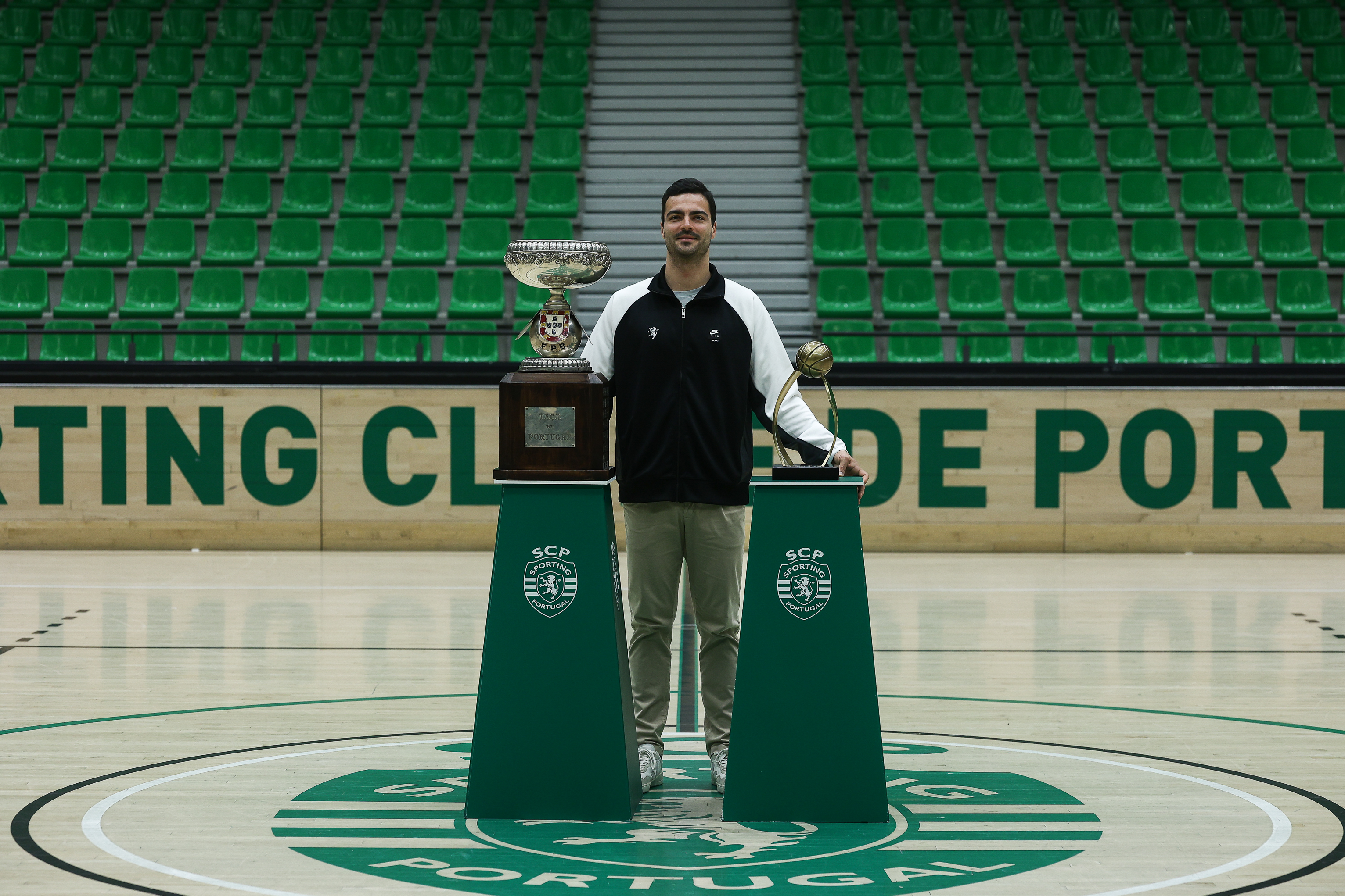 SCP Basquetebol - Troféus Época 2025-2026.jpg
