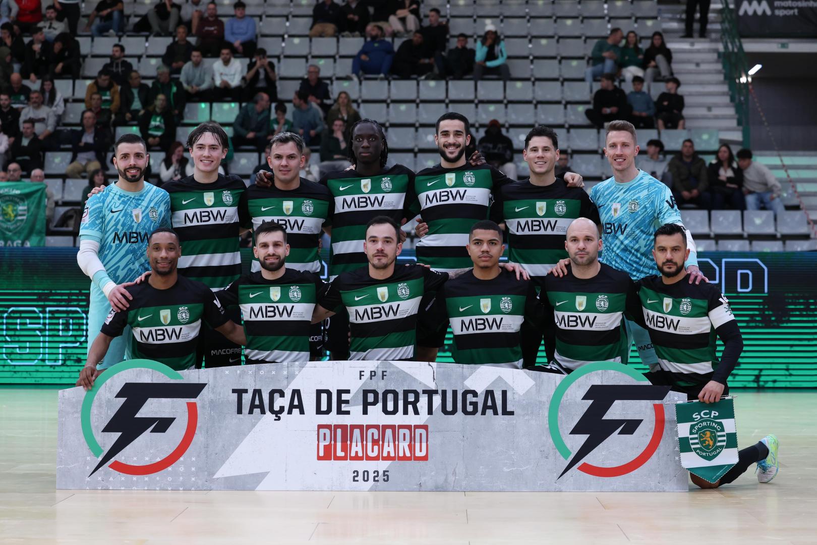SCP Futsal QF TP 2014-2025 equipa.jpg