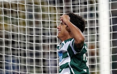 Ficheiro:2010-09-30 - UEFA Liga Europa - Fase de Grupos - 2ª Jornada - SPORTING 5-0 Levski - Salomão festeja o 3º golo.jpg
