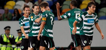 Ficheiro:2010-09-30 - UEFA Liga Europa - Fase de Grupos - 2ª Jornada - SPORTING 5-0 Levski - Festejos do 1º golo.jpg