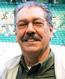 Ficheiro:Vítor Cândido.jpg