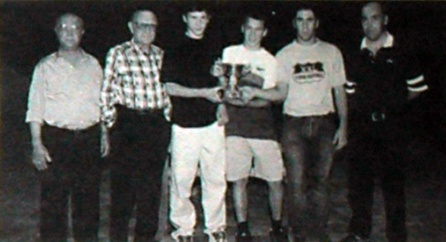 Ficheiro:Ténis-de-Mesa-1998-99-Campeoes-3-Divisao.jpg