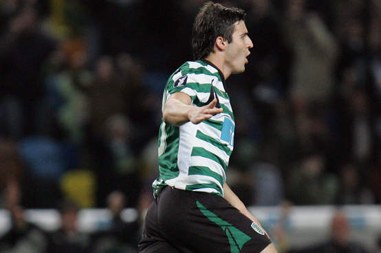 Ficheiro:2010-07-29 - UEFA Liga Europa - 3ª Pré-Eliminatória - 1ª Mão - Nordsjaelland 0-1 SPORTING - Vukcevic festeja o golo 2.jpg