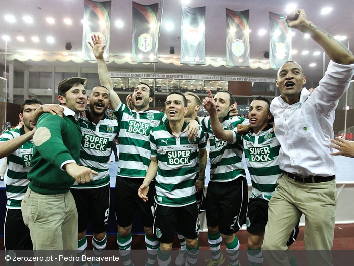 Ficheiro:FutsalTaça2013f.jpg