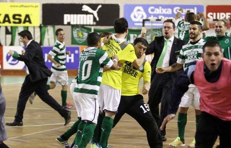 Ficheiro:FutsalSCP-LPS13-14.jpg