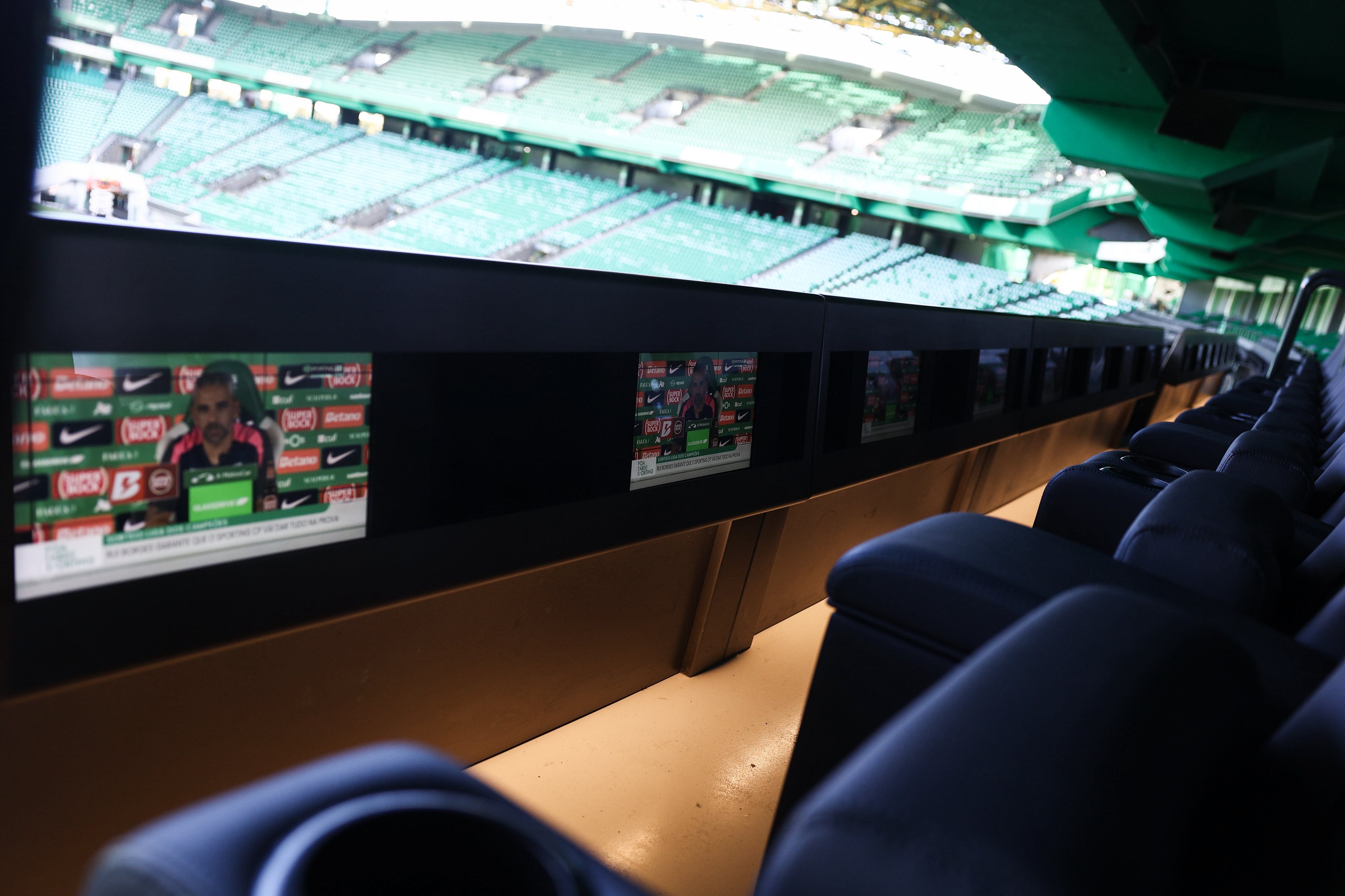 Loges Bancada Central Poente Piso 2 - Agosto de 2025 (2).jpg