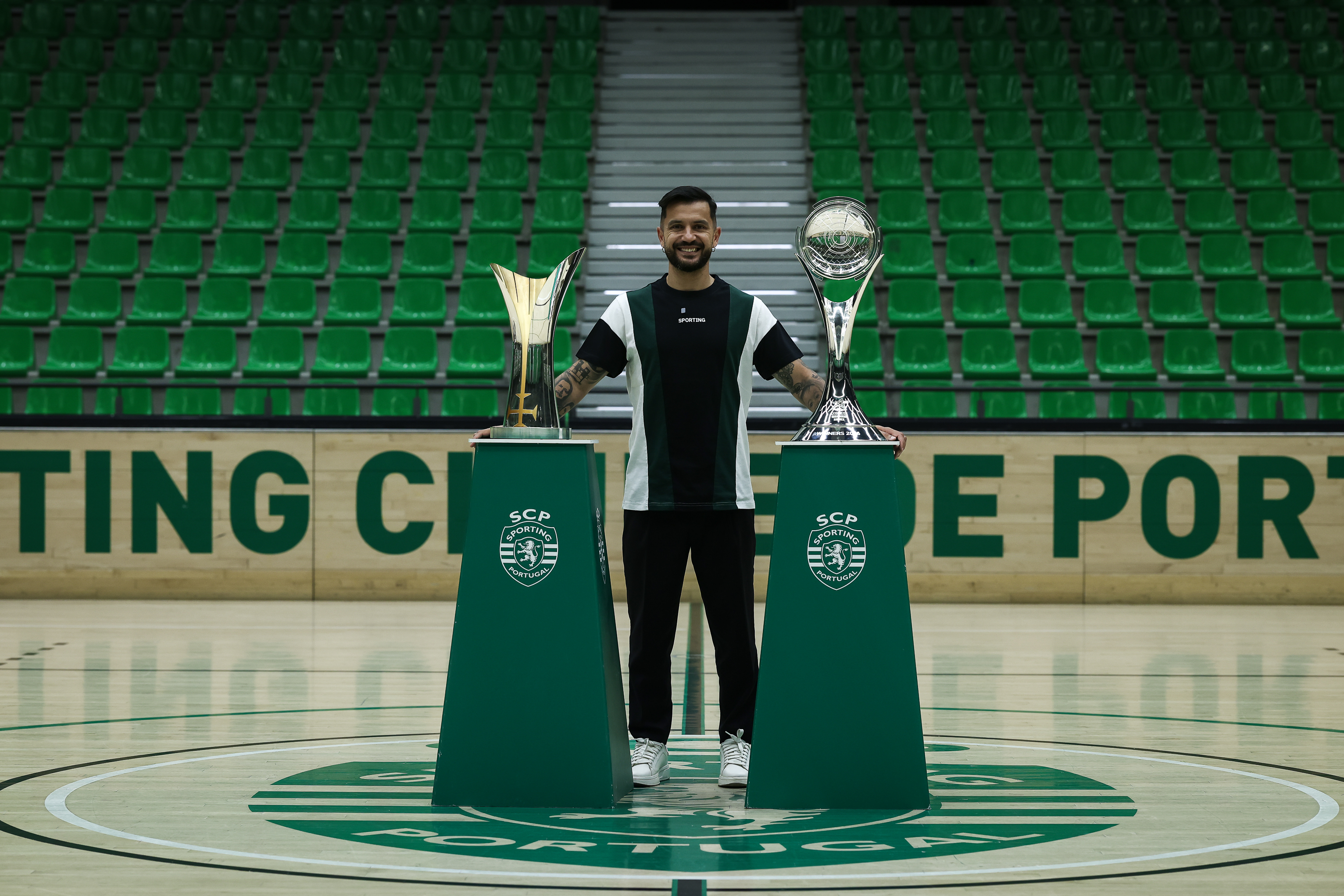 SCP Futsal - Troféus Época 2025-2026.jpg