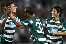 Ficheiro:2010-08-05 - UEFA Liga Europa - 3ª Pré-Eliminatória - 2ª Mão - SPORTING 2-1 Nordsjaelland - Festejos do 1º golo.jpg
