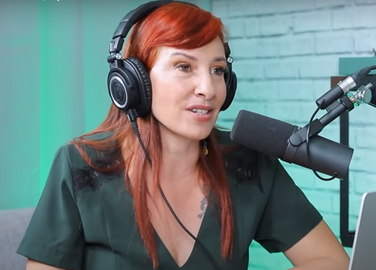 Ficheiro:Ana Galvão.png