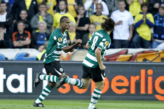 Ficheiro:2010-08-26 - UEFA Liga Europa - Play-Off - 2ª Mão - Brøndby 0-3 SPORTING - Evaldo festeja o 1º golo 2.jpg