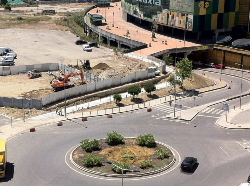 Ficheiro:2017-05-16 -d- Pavilhão João Rocha.jpg