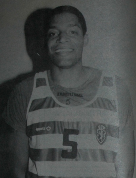Ficheiro:Ron-Charles-1988.jpg