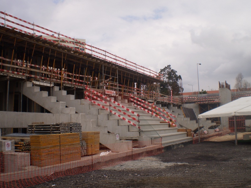 Ficheiro:2016-03-23 -h- Pavilhão João Rocha.jpg