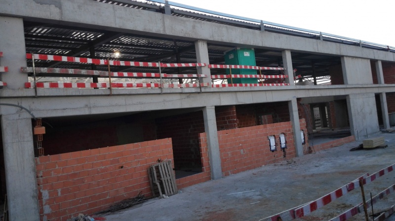 Ficheiro:2016-07-04 -e- Pavilhão João Rocha.jpg