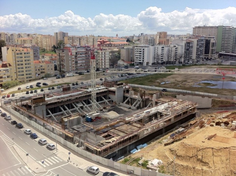 Ficheiro:2016-04-17 -a- Pavilhão João Rocha.jpg