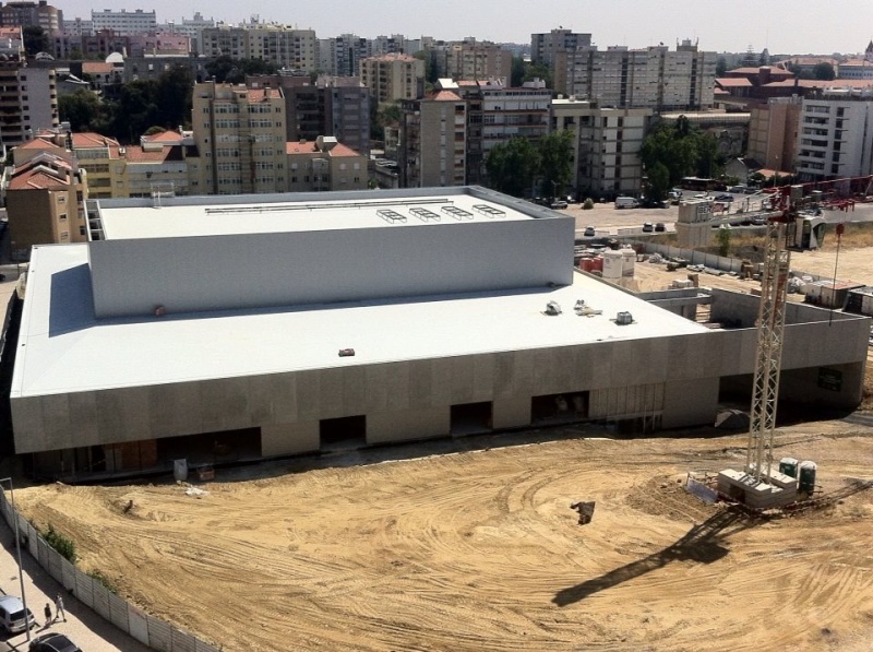 Ficheiro:2016-08-15 -b- Pavilhão João Rocha.jpg