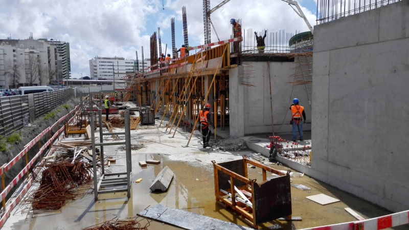 Ficheiro:2016-04-13 -g- Pavilhão João Rocha.jpg