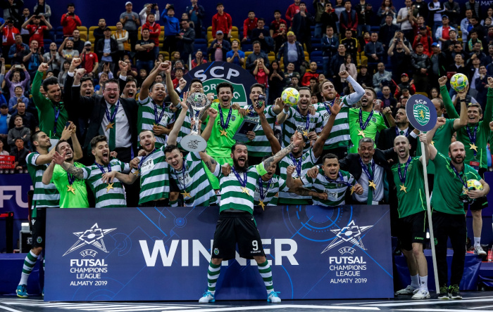SCP Futsal UEFA CL 2019 - Troféu.jpeg