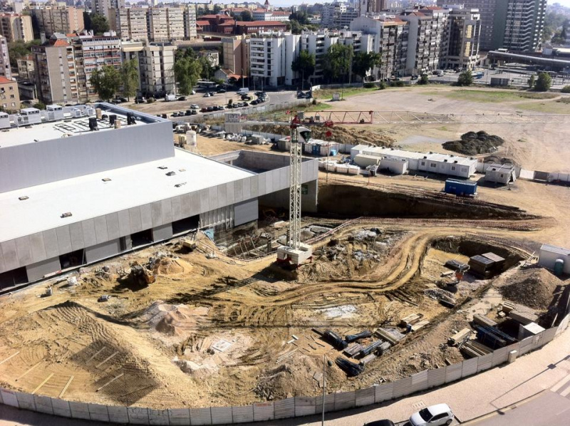 Ficheiro:2016-10-30 -b- Pavilhão João Rocha.jpg