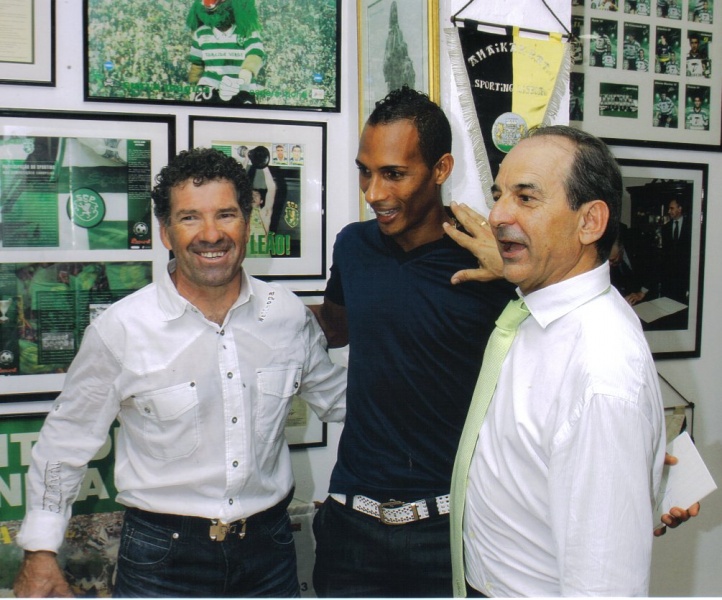 Ficheiro:C.Vieira e Liedson SCP (3).jpg