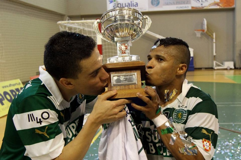 Ficheiro:Fundão-SCP14-4PlayOff-Divanei+Deo.jpg