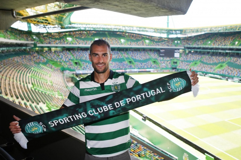 Ficheiro:Bas Dost 2016.jpg