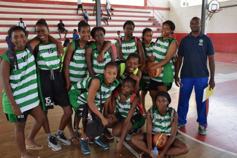 Ficheiro:Benguela-sporting-2105-basquete.jpg