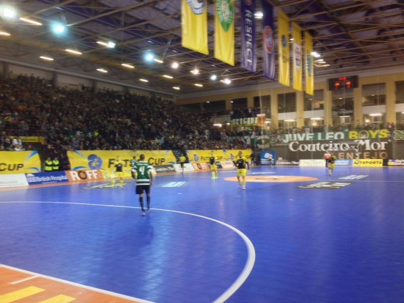 Ficheiro:2013-11-21SCP-Gyor.jpg