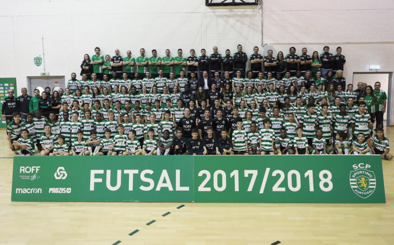 Ficheiro:Familia do Futsal 2017.18.jpg
