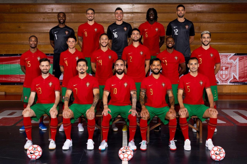 Ficheiro:Futsal Portugal Campeão do Mundo 2021.jpg