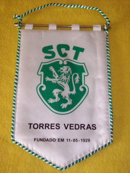 Ficheiro:Pendão Sporting Clube de Torres.jpg