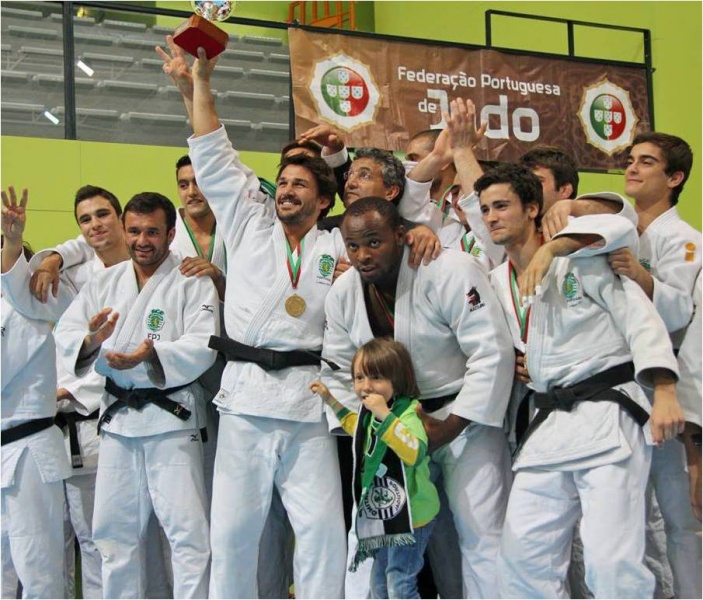 Ficheiro:JudoCampeões2013.jpg