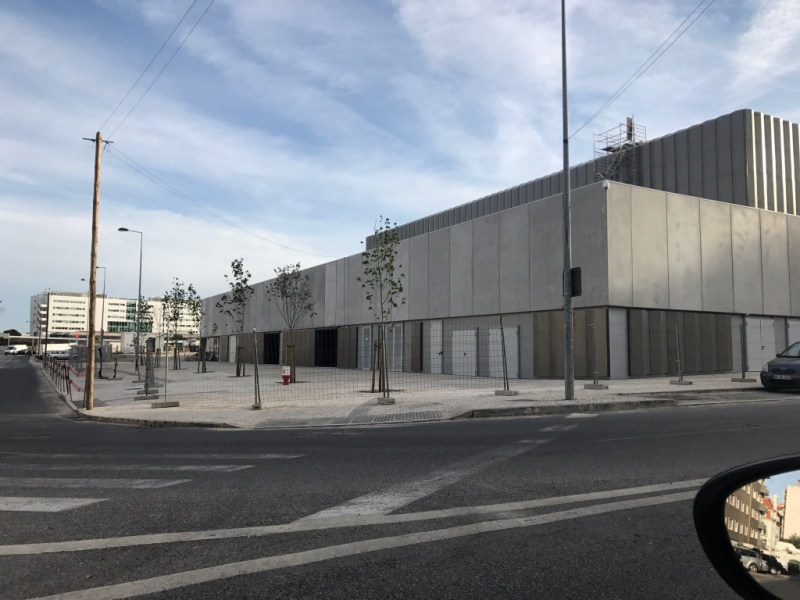 Ficheiro:2017-04-15 -a- Pavilhão João Rocha.jpg