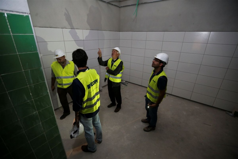 Ficheiro:2016-09-29 -h- Pavilhão João Rocha.JPG