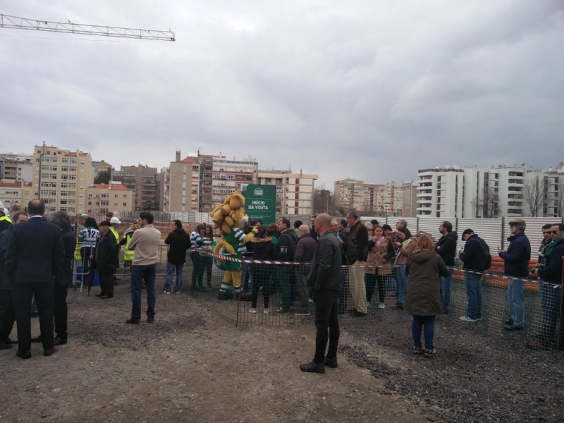 Ficheiro:2016-03-23 -a- Pavilhão João Rocha.jpg