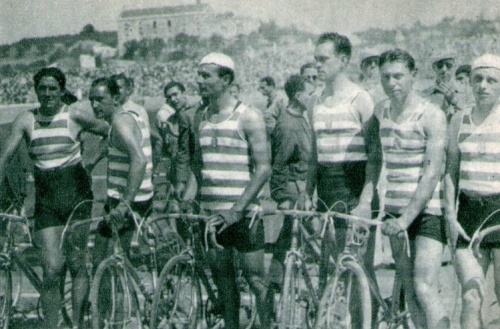 A equipa de Ciclismo do Sporting em 1947