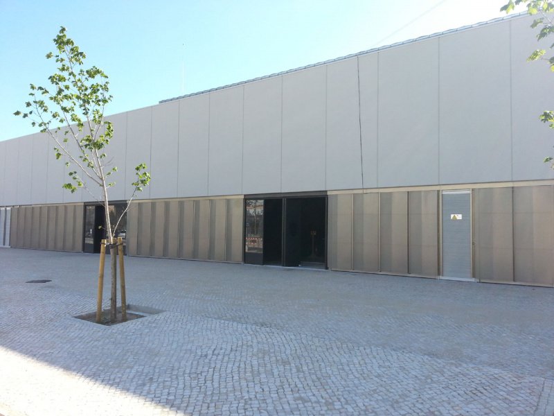 Ficheiro:2017-05-30 -6- Pavilhão João Rocha.jpg