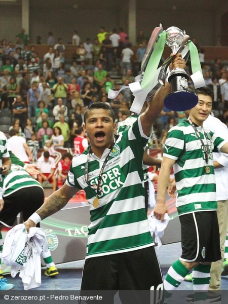 Ficheiro:FutsalTaça2013h.jpg