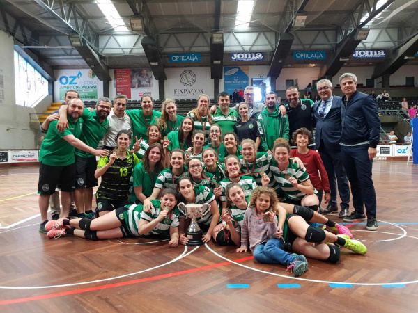 Voleibol - Campeãs Nacionais III Div - 2017.18.jpg