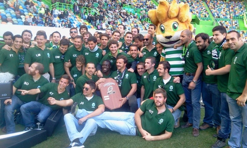 Ficheiro:Rugby2012.13.jpg