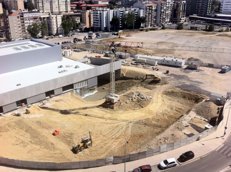 Ficheiro:2016-09-18 -b- Pavilhão João Rocha.jpg