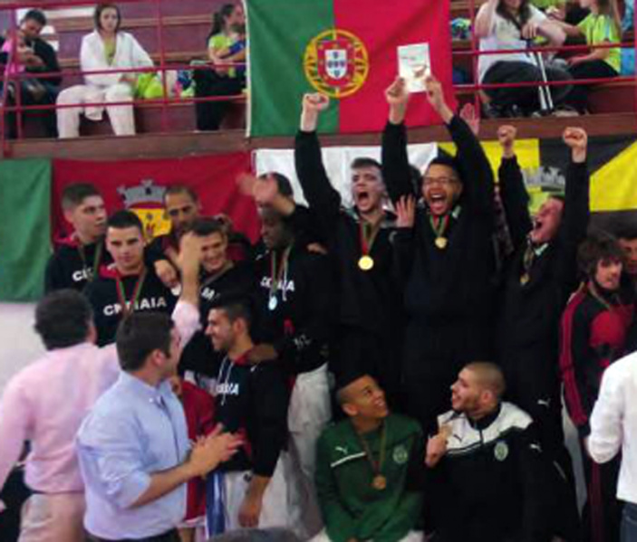 Ficheiro:Karate-2014-campeões.jpg