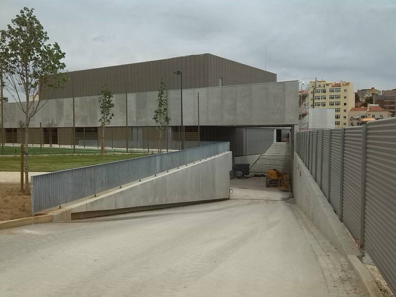 Ficheiro:2017-04-27 -a- Pavilhão João Rocha.jpg