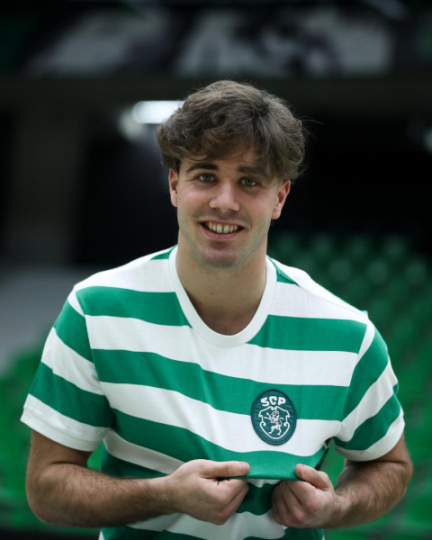 Ficheiro:Carlos Alvarez.jpg