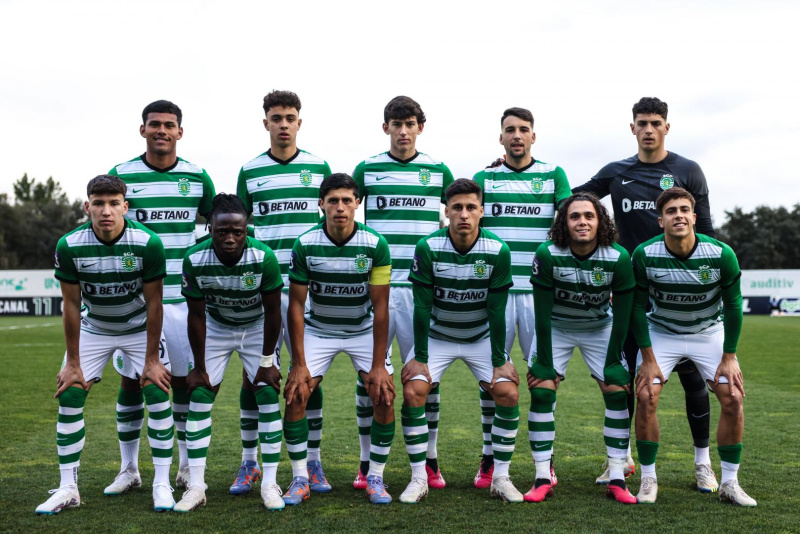 Ficheiro:Equipa b 22-23.jpeg