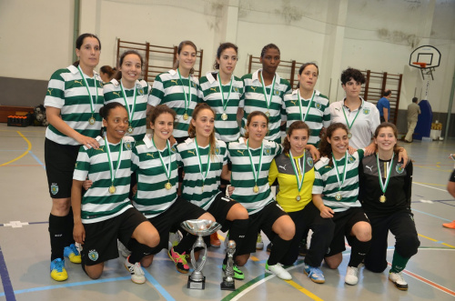 2013-14 - 1ª Equipa Senior Feminina.JPG