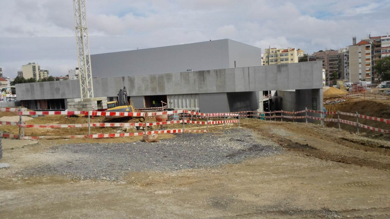 Ficheiro:2016-10-25 -a- Pavilhão João Rocha.jpg