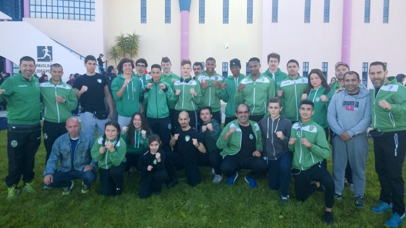 Ficheiro:Kickboxing-2018-campeões-regionais.jpg