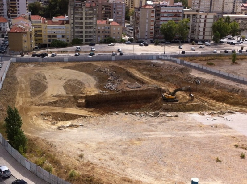 Ficheiro:2015-08-23 - Pavilhão João Rocha.jpg