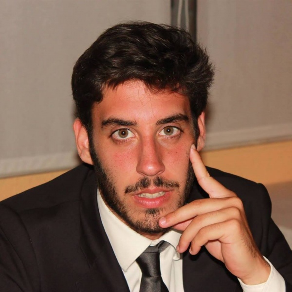 Ficheiro:10888835 10153500052662080 575515879612489940 n.jpg